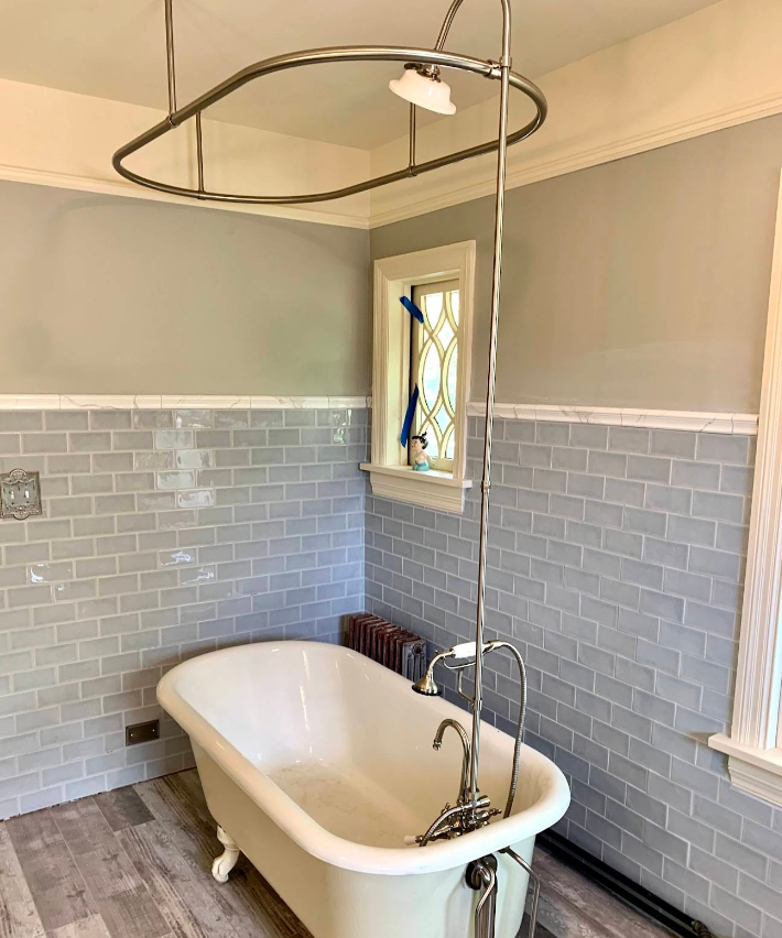 Freestanding bathtub plumbing fixture installation